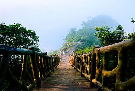 單位團(tuán)建-修水東滸寨純玩1日游美麗的東滸寨，遠(yuǎn)離了城市的喧囂，遠(yuǎn)離了世俗的浮華