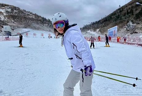 銅鼓七星嶺滑雪1日游冬季熱賣(mài)