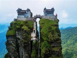 <至尊梵凈山>梵凈山、黃果樹瀑布、大小七孔、西江千戶苗寨 雙高6日游